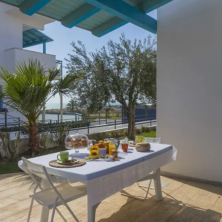 Holiday home Mareinsicilia Dammusa *