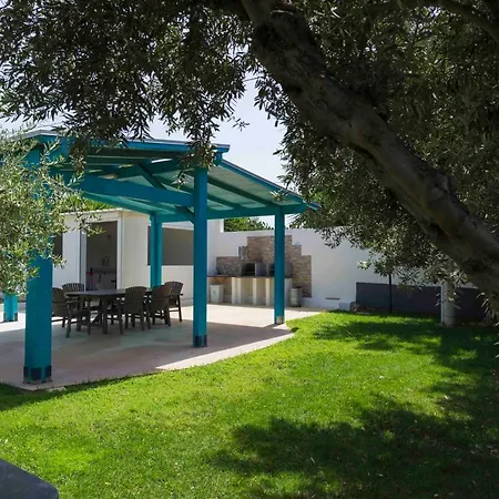 Holiday home Mareinsicilia Dammusa