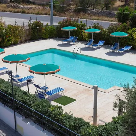 Mareinsicilia Dammusa *