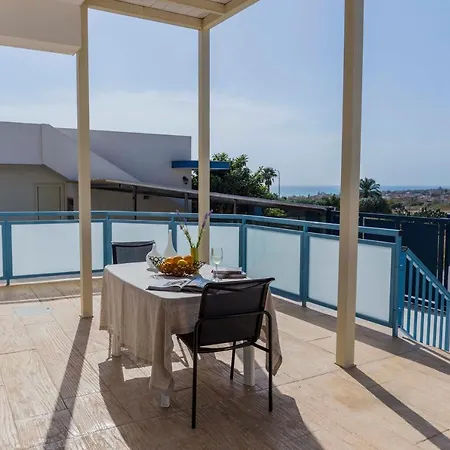 Mareinsicilia Dammusa *